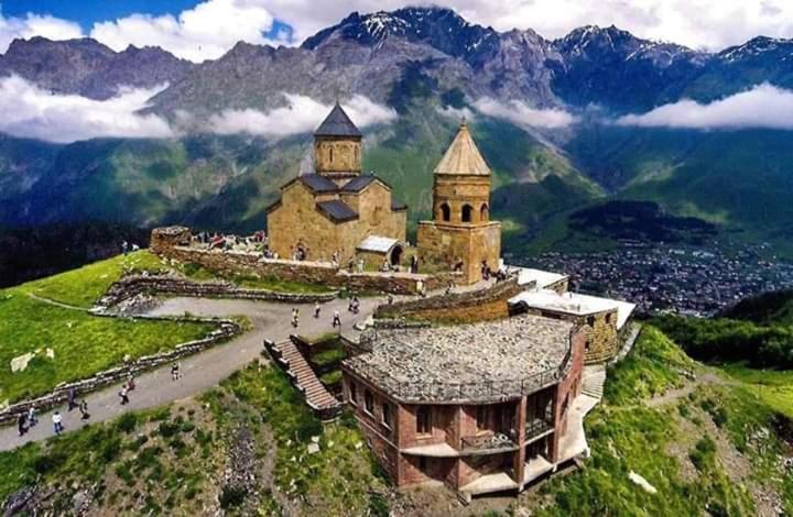 Hotel Kazbegi 1 Εξωτερικό φωτογραφία